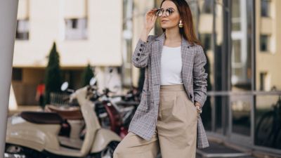 Membentuk Wardrobe Cerdas: Panduan Praktis untuk Tampil Menarik di Setiap Kesempatan