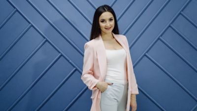 Membangun Gaya Elegan dan Percaya Diri