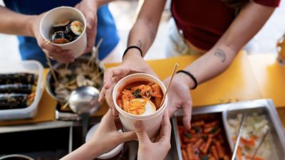Menikmati Keberagaman Street Food di Indonesia