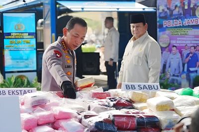Polri Sukses Bongkar 49.306 Kasus Narkoba Selama 1 Tahun Pemerintahan Prabowo-Gibran, Selamatkan 629 Juta Jiwa!
