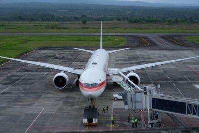 Dishub Aceh Warning: Jangan Main Layangan Dekat Bandara SIM!