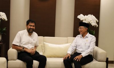Gubernur Aceh Temui Menteri PU, Bahas Kelanjutan Tol dan Terowongan Geurutee