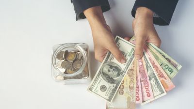 Mengelola Keuangan dengan Penghasilan Tidak Tetap: Tips untuk Membangun Masa Depan Keuangan yang Stabil