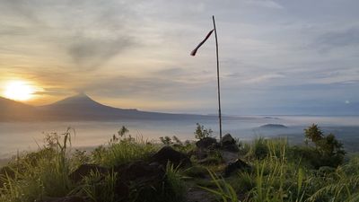 Menikmati Sunrise dari Puncak Gunung Giyanti, Spot di Magelang yang Belum Banyak Orang Tahu