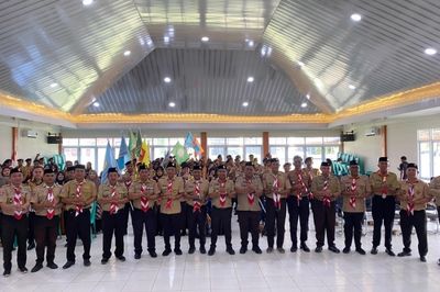 Misi Harumkan Nama Daerah: Kwarcab Kabupaten Gorontalo Lepas Kontingen Peran Saka Nasional 2025