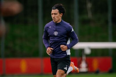 Trauma Cedera ACL, Bek MU Lisandro Martinez Sempat Berpikir Pensiun Dini