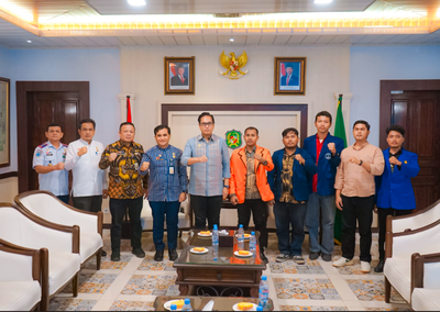 Wali Kota Medan Rico Waas Buka-Bukaan Soal Isu Pembangunan di Hadapan BEM SI