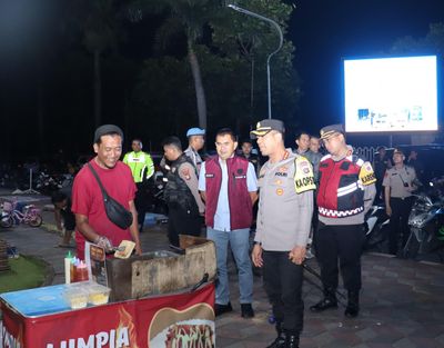 Kapolres Metro Tangerang Kota Pimpin Patroli Antisipasi Guantibmas Malam Minggu