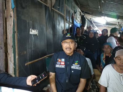 Mensos Gus Ipul Pastikan Pemulung di Bantargebang Terima Bansos Jelang Hari Pahlawan