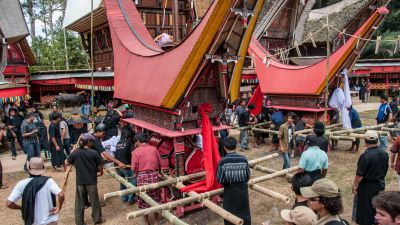 Kritik Keras Terhadap Pandji Pragiwaksono: Pesta Adat Toraja Jadi Bahan Olokan