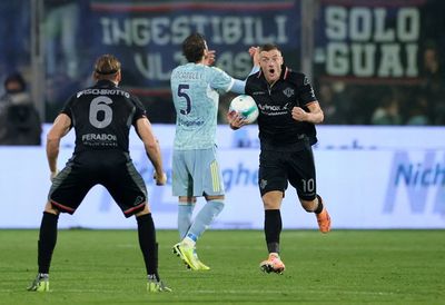 Brace Jamie Vardy Bawa Cremonese Taklukkan Bologna 3-1 di Ajang Serie A