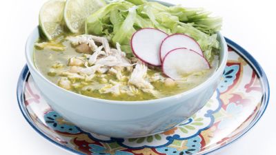 Soto Ayam Bening: Hidangan Hangat untuk Cuaca Dingin