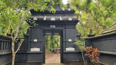 Pemakaman Paku Buwono XIII: Menghormati Tradisi dan Sejarah Keraton Solo