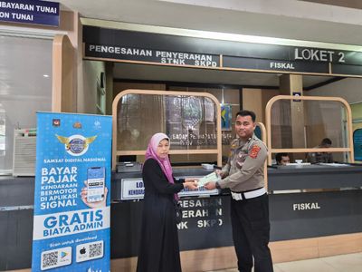 Polantas Menyapa: Satlantas Purwakarta Tingkatkan Pemahaman Warga Proses Penerbitan STNK di Samsat