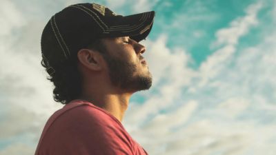 Menerapkan Praktik Hidup Mindful untuk Meningkatkan Kualitas Hidup