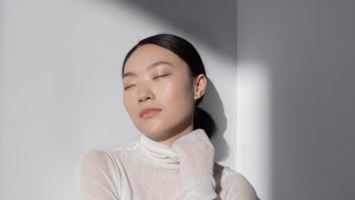 Rahasia Kulit Glowing ala Cewek Korea: Tips Sederhana untuk Perawatan Kulit