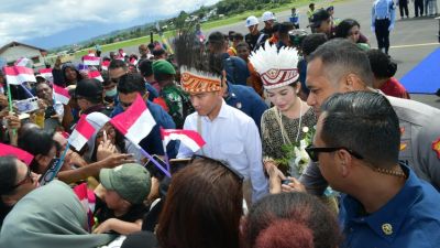 Kunjungan Gibran Rakabuming ke Papua: Fokus pada Pembangunan dan Kebersamaan
