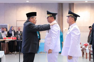 Gubernur Hidayat Arsani Lantik Bupati dan Wakil Bupati Bangka, Tekankan Sinergi Membangun Daerah
