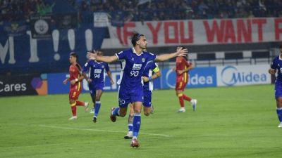 Kekalahan Mengejutkan Selangor FC: Analisis Pelatih Setelah Laga Melawan Persib Bandung