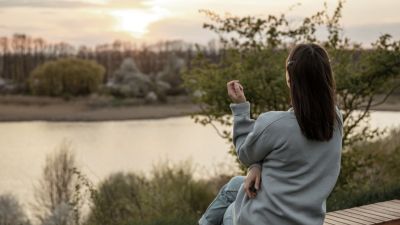 Mencapai Ketenangan di Tengah Kesibukan: Pentingnya Ketenangan Mental dan Metode untuk Mencapainya