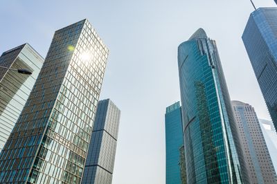 100 Caption Bahasa Inggris tentang Kota Jakarta, Aesthetic!