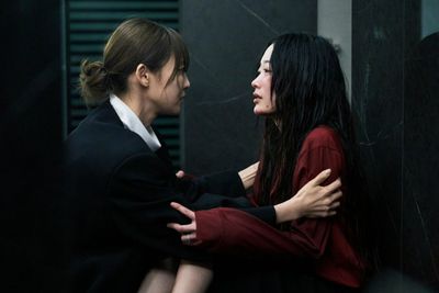 Review As You Stood By : Drakor Thriller Netflix yang Bikin Haru dan Deg-degan!