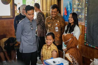 Wapres Gibran Tinjau Program CKG dan Speling di Salatiga