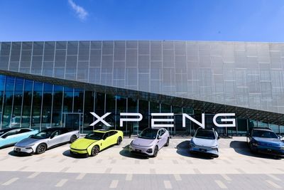 Xpeng Pamer Mobil Terbang dan Robotaxi di AI Day 2025