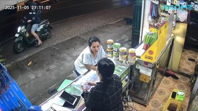 Lalai Matikan Mesin, Motor Ibu Ini Disikat Maling Dalam Sekejap!