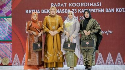 Lismawani Al-Farlaky Bawa Aceh Timur Raih Penghargaan Dekranasda Terbaik!