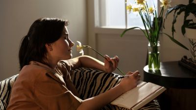 Menggali Gaya Hidup Slow Living di Era Modern