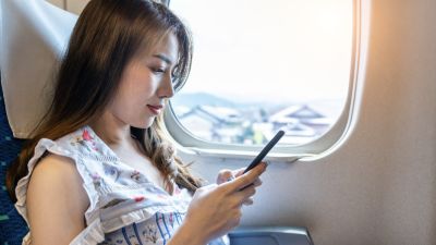 Mimpi Naik Pesawat: Pertanda Baik atau Hanya Ilusi?