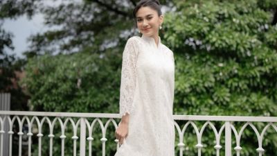 Kontroversi Penampilan Azizah Salsha di Jakarta Fashion Week 2025