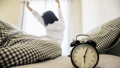 Durasi Tidur yang Ideal: Enam Jam atau Delapan Jam?