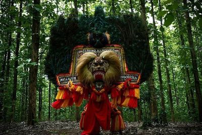 5 Arti Mimpi Dikejar Barongan Menurut Primbon Jawa, Bikin Merinding!