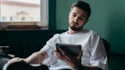 Menjaga Kesehatan Fisik dan Mental di Tempat Kerja