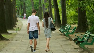Pengenalan Batas Kecepatan Pejalan Kaki di Slovakia: Kebijakan Kontroversial yang Memicu Protes