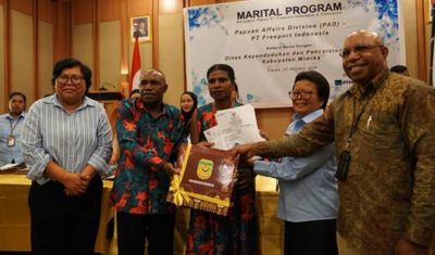Freeport Gelar Nikah Massal untuk 25 Pasangan OAP: Perkuat Legalitas dan Kesejahteraan Keluarga Karyawan Papua