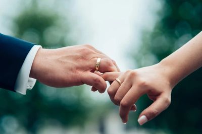 7 Tanda Kamu Belum Siap Naik Pelaminan: Tunda Dulu Rencana Menikah Itu Jika Tanda-tanda Ini Masih Ada
