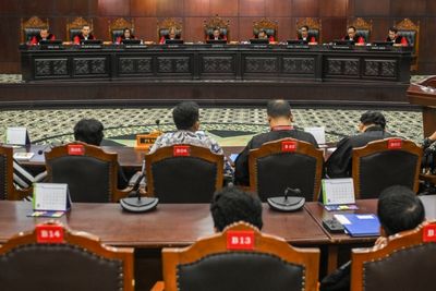 Nggak Bisa Rangkap Jabatan, Polisi Harus Pensiun Dulu Kalau Mau Jadi Pejabat Sipil
