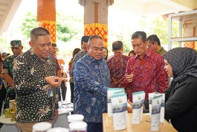 PNM Bersama MES Dorong Usaha Ultra Mikro Naik Kelas Lewat Produk Halal