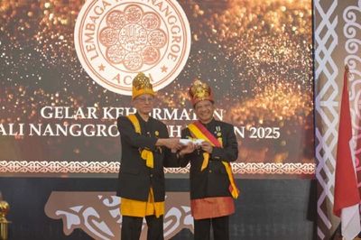 Tito Karnavian Dianugerahi Gelar Adat: Pengabdian untuk Aceh Diakui