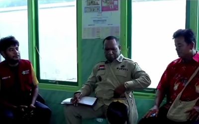 Bupati Roni Omba Turun Langsung ke Kampung Wagai, Luruskan Isu Penelantaran Warga yang Viral