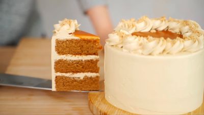 17 Ide Nama Usaha Caramel Latte Cake yang Manis, Aesthetic, dan Bikin Nempel di Hati