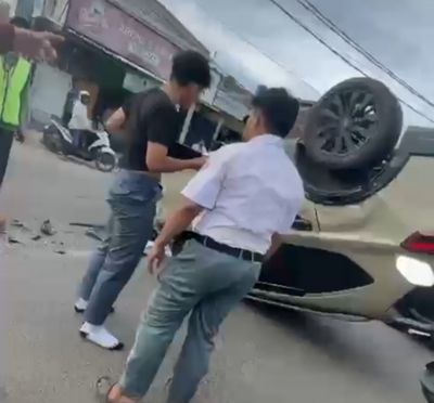 Ini Kronologi Kejar Kejaran Antara Motor Pelajar Dan Mobil Hingga Terbalik Di Kota Serang