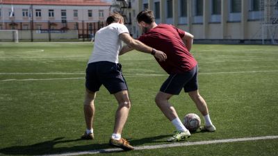 Meningkatkan Akurasi Tendangan dalam Sepak Bola