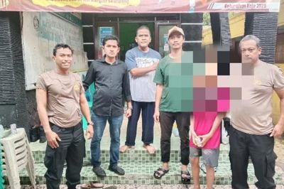 Kisah Heroik 2 Polisi Terjun ke Kali Kresek untuk Selamatkan Bocah Hanyut Terseret Arus