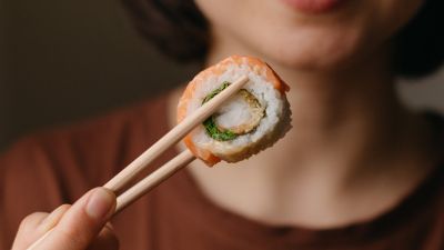 Tips Menikmati Sushi dengan Benar