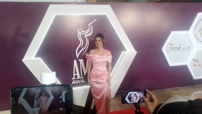 Raisa Raih Penghargaan Artis Solo Wanita Pop Terbaik di AMI Awards 2025