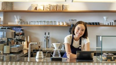 Transformasi Kedai Kopi di Indonesia: Dari Tempat Santai Menjadi Ruang Kreatif
